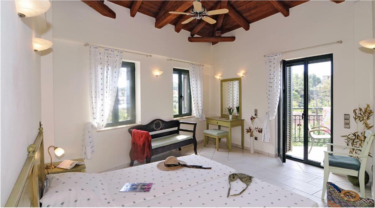 Kalogria Villas Stoupa Luaran gambar