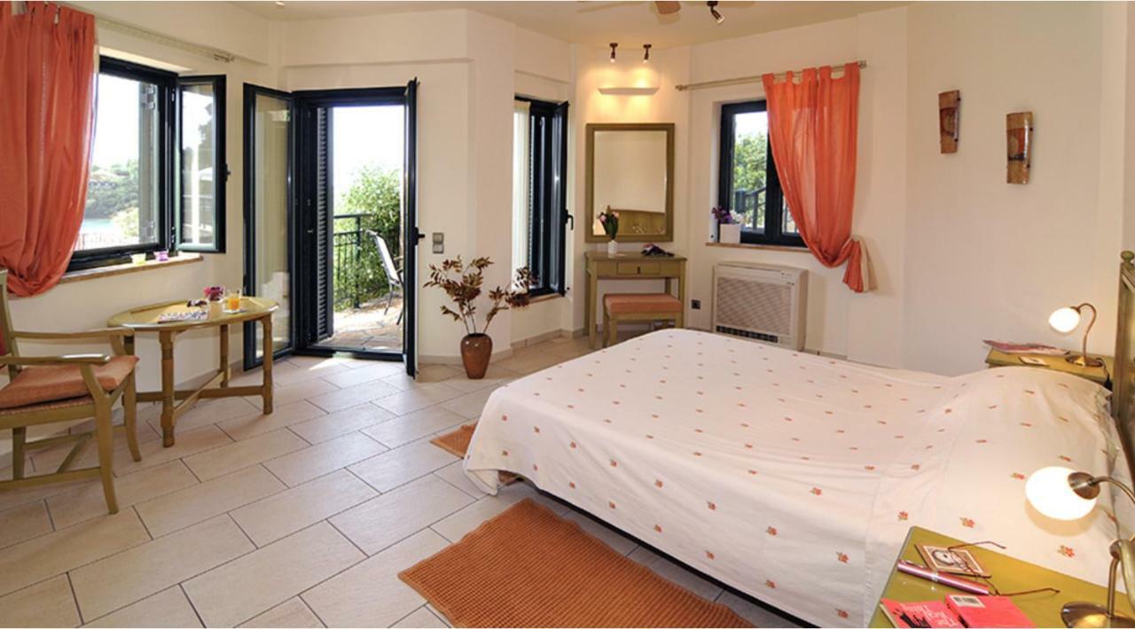 Kalogria Villas Stoupa Luaran gambar