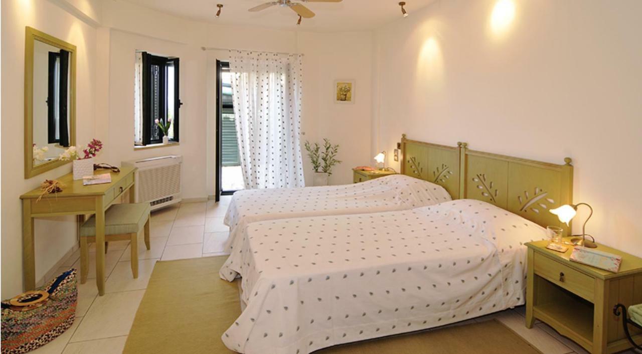 Kalogria Villas Stoupa Luaran gambar