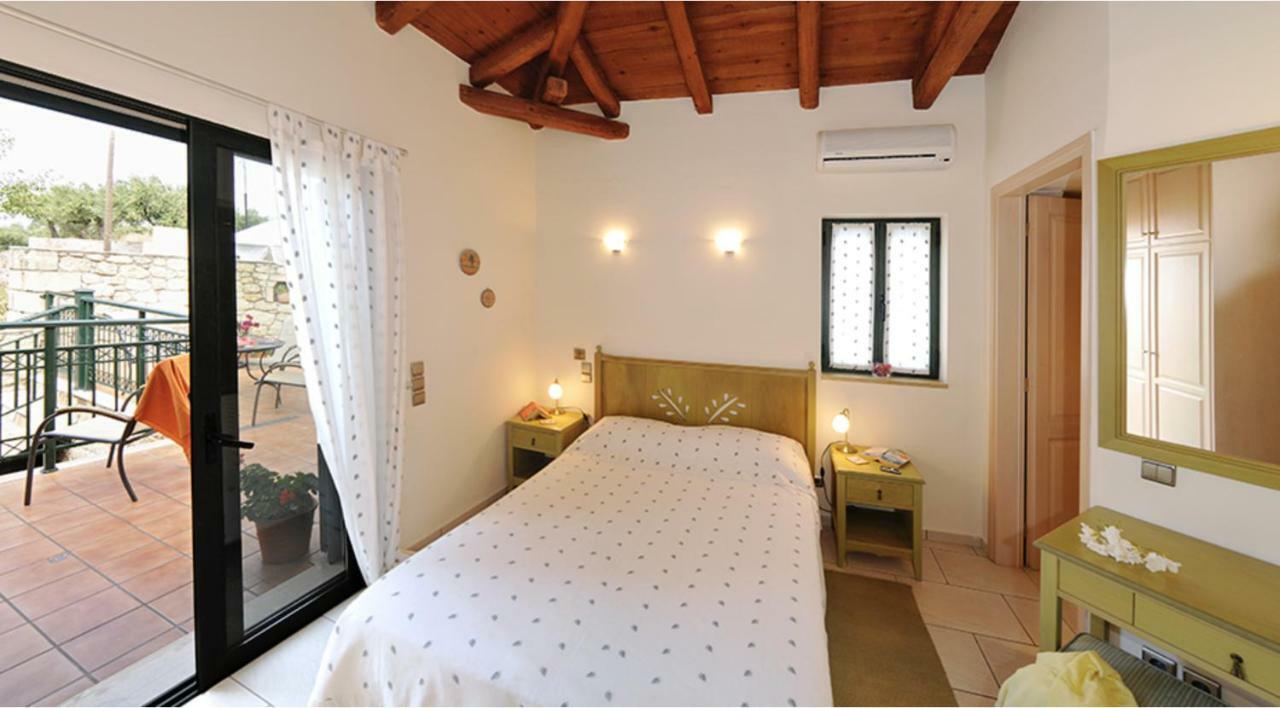 Kalogria Villas Stoupa Luaran gambar